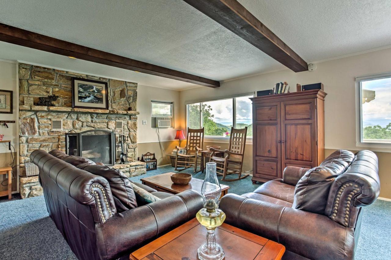Secluded Mountain Home With Stunning Views And Deck! Bryson City Esterno foto